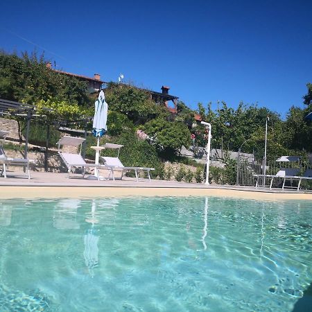 Bossolasco Da Fabiana Bed & Breakfast エクステリア 写真