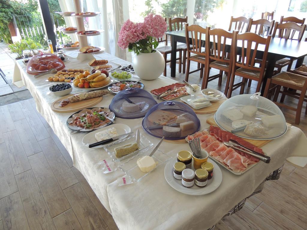 Bossolasco Da Fabiana Bed & Breakfast エクステリア 写真