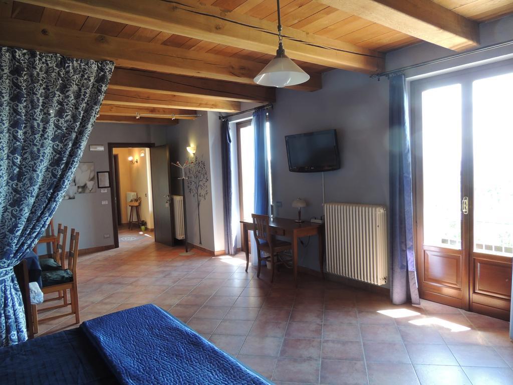 Bossolasco Da Fabiana Bed & Breakfast エクステリア 写真