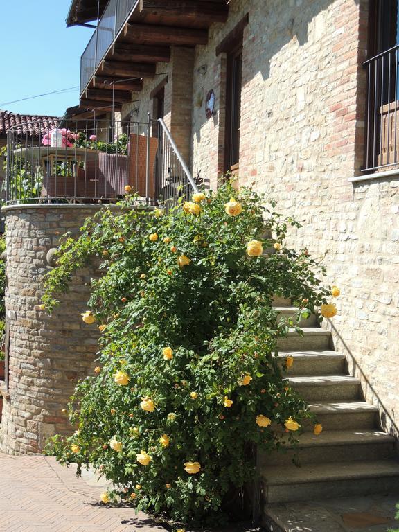 Bossolasco Da Fabiana Bed & Breakfast エクステリア 写真